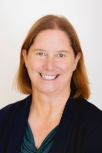 headshot of Dr. Gwen Fischer